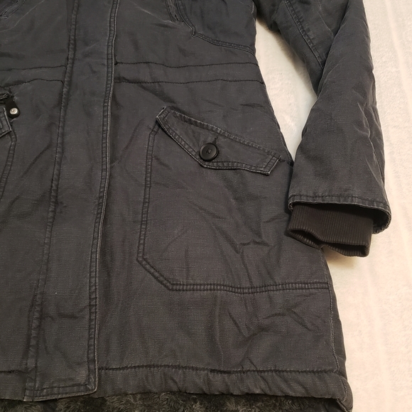 SOLD Bench Dark Gray Faux Fur Lined Utility Jacket - Picture 5 of 16